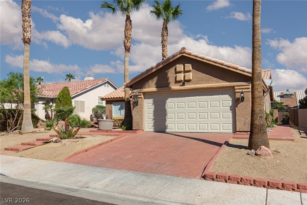 7900 White Grass Avenue - Photo 2