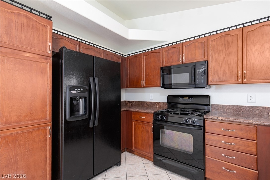 7900 White Grass Avenue - Photo 10