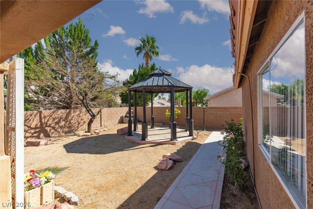 7900 White Grass Avenue - Photo 31