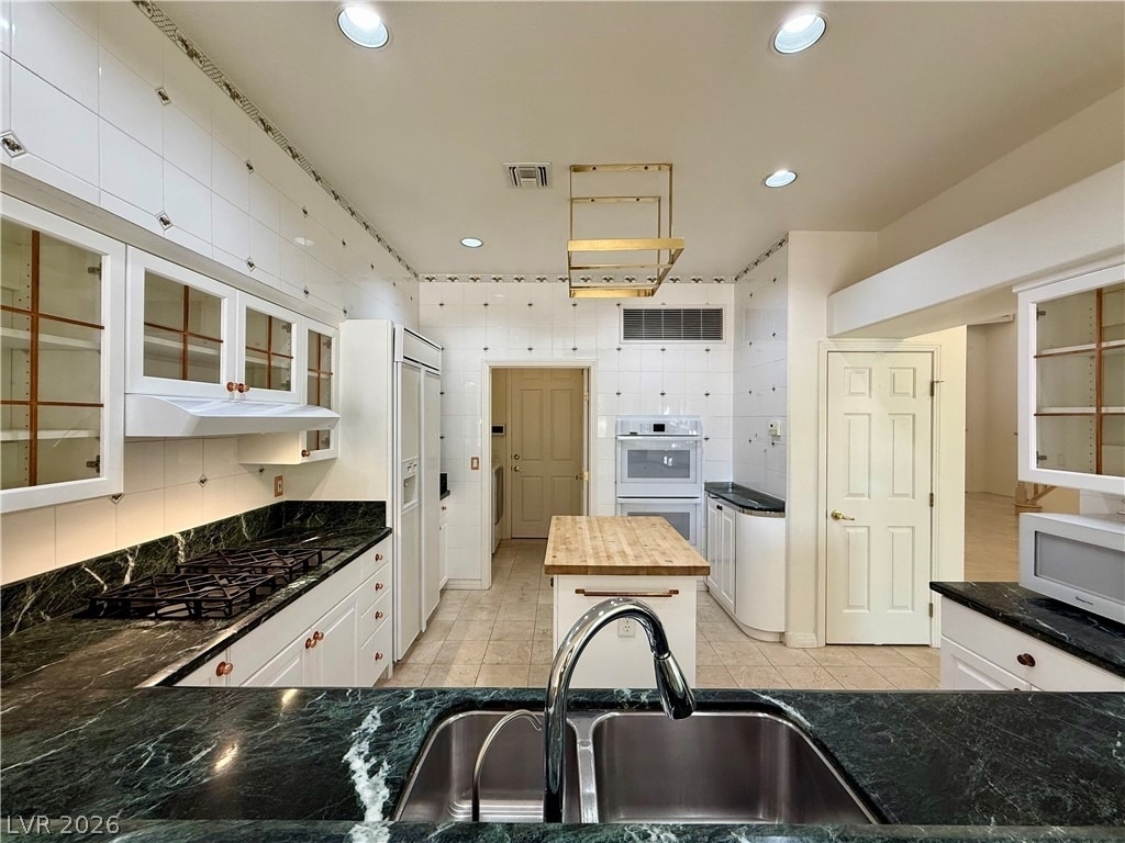 8729 Carlitas Joy Court - Photo 23