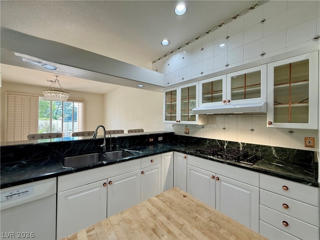 8729 Carlitas Joy Court - Photo 15