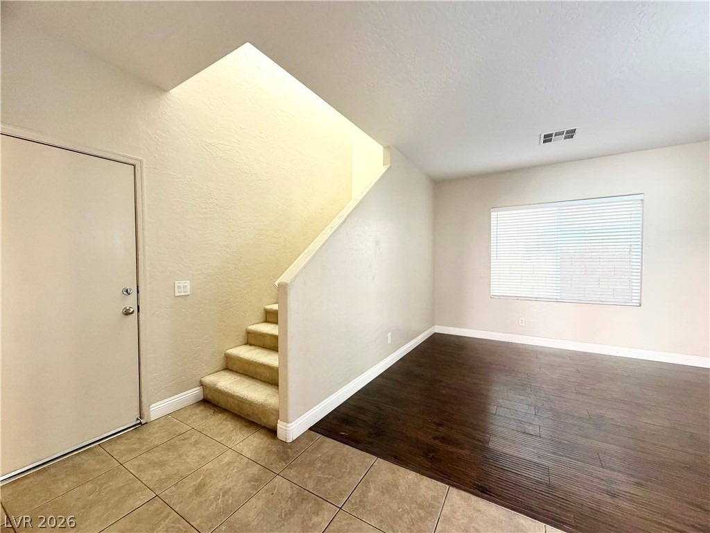 7109 Mercurio Avenue - Photo 1