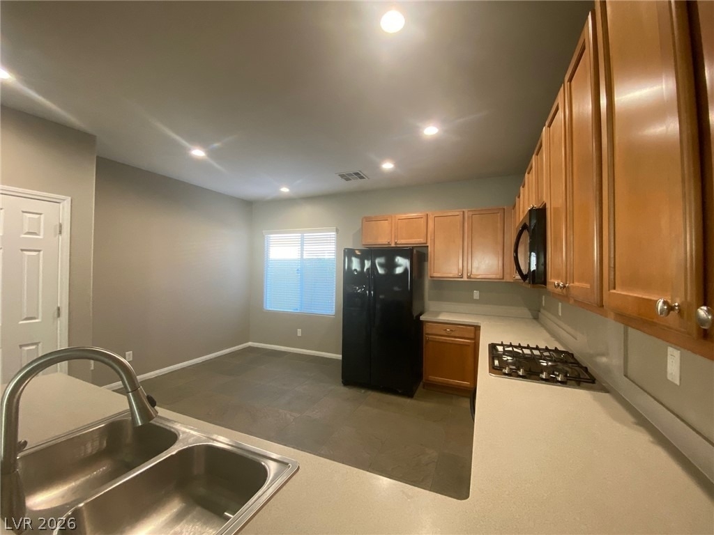 4439 Weitzman Place - Photo 1