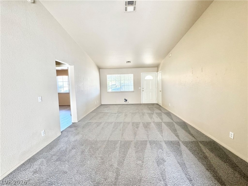 1060 Marne Court - Photo 2