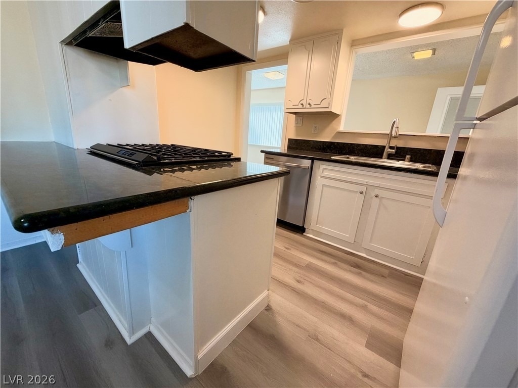 961 Toni Avenue - Photo 6