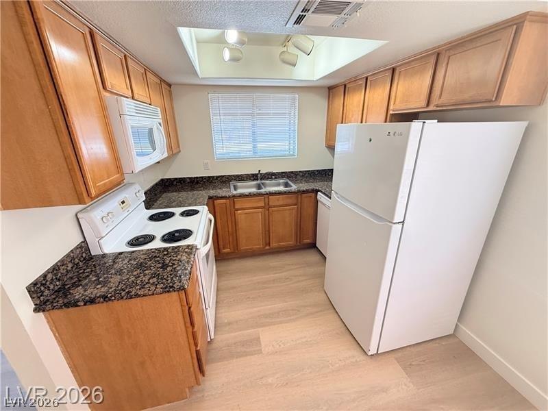 7200 Pirates Cove - Photo 5