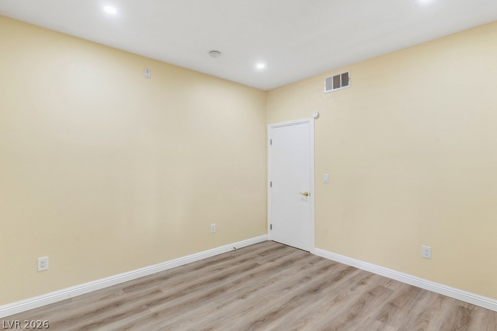 8250 N Grand Canyon Drive - Photo 18