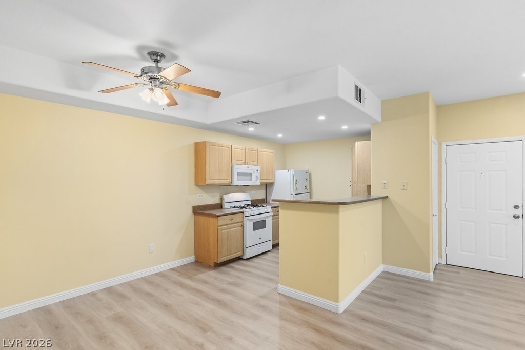 8250 N Grand Canyon Drive - Photo 9
