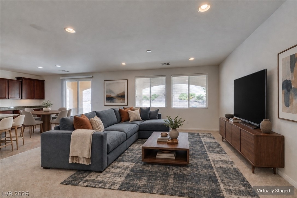 12056 La Palmera Avenue - Photo 2