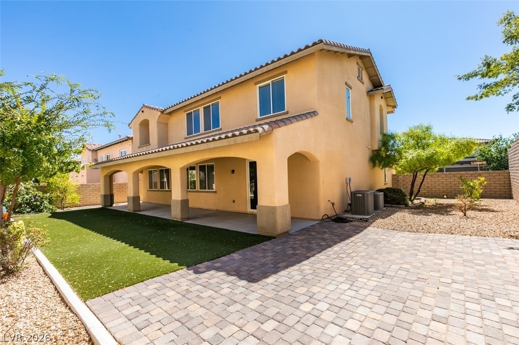 12056 La Palmera Avenue - Photo 60