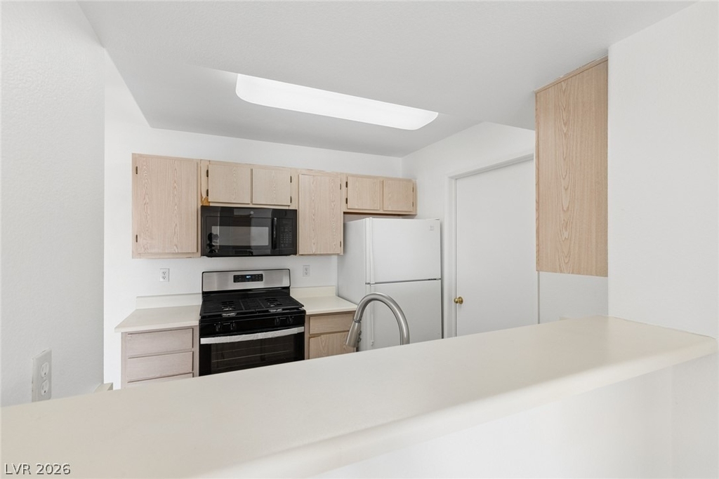 7885 W Flamingo Road - Photo 9