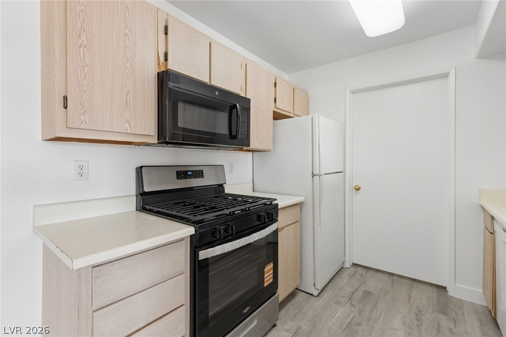 7885 W Flamingo Road - Photo 10