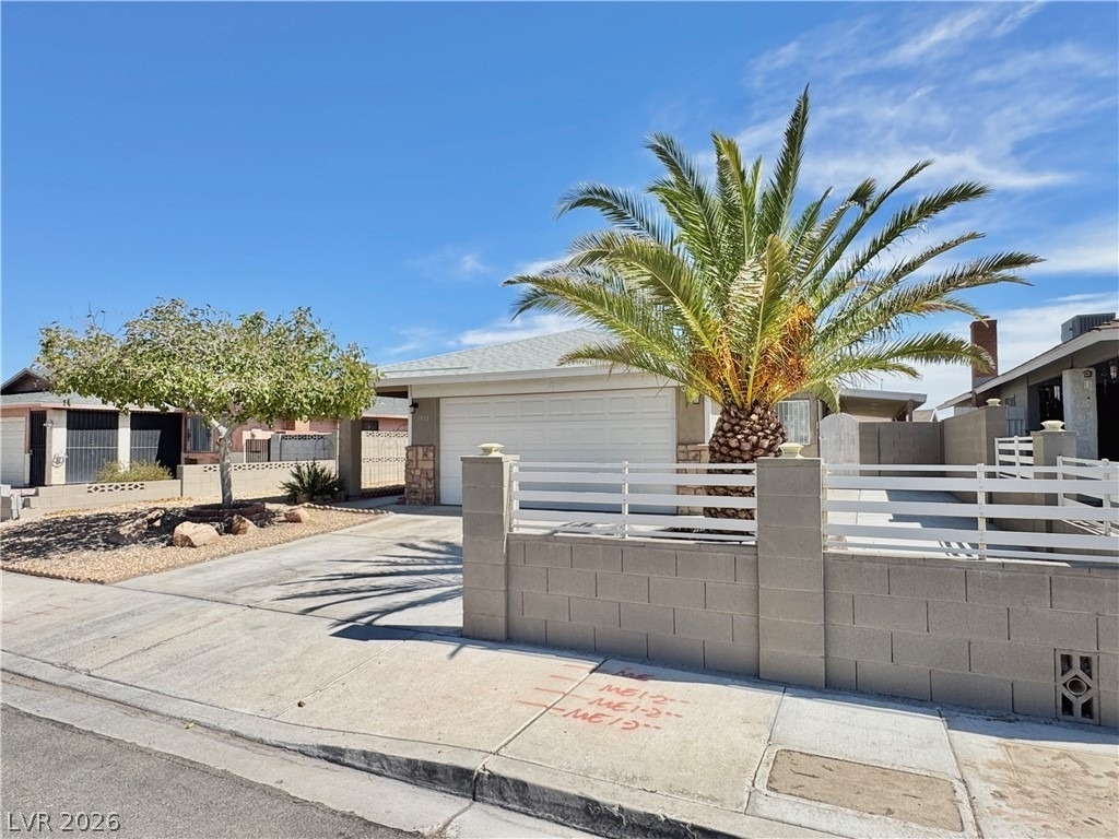 1913 Cameron Street - Photo 1