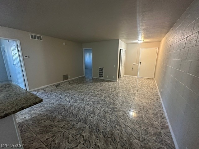 2909 Elm Avenue - Photo 3