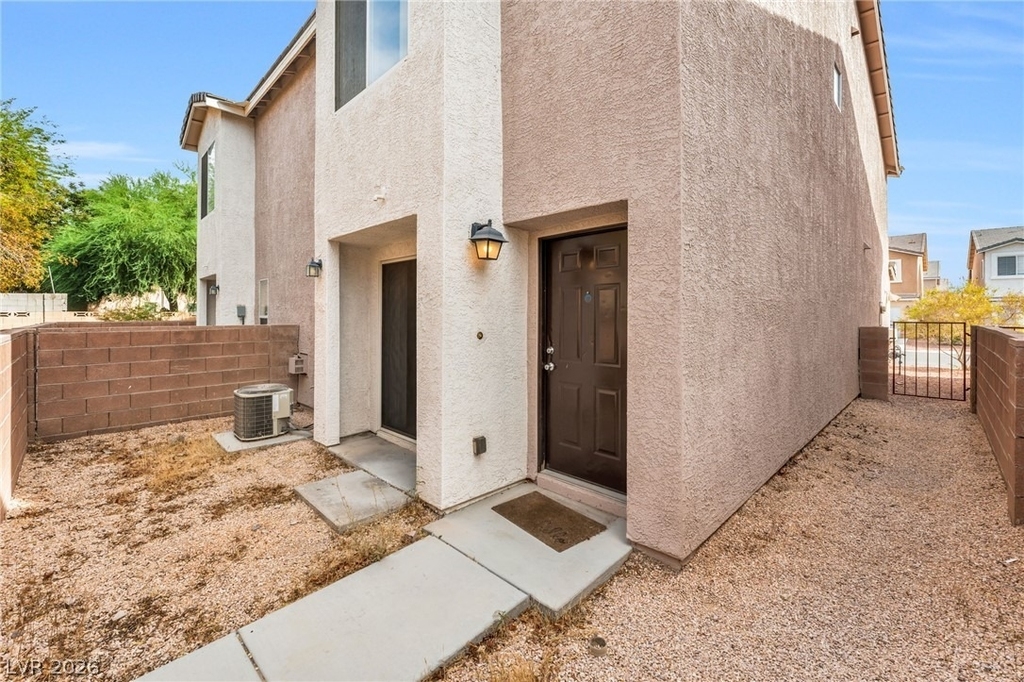 3686 Golden Sunset Court - Photo 2