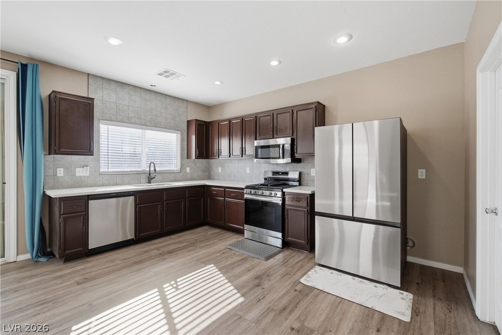 7809 Bear Tooth Cave Court - Photo 35