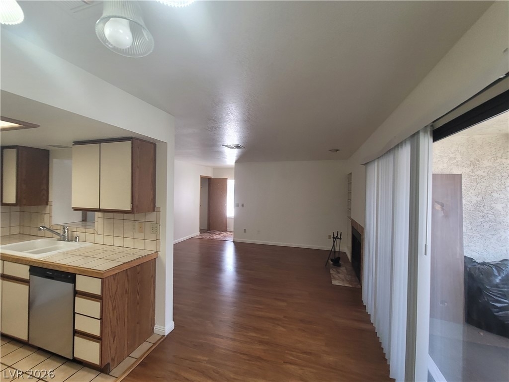 1321 Del Mar Street - Photo 8