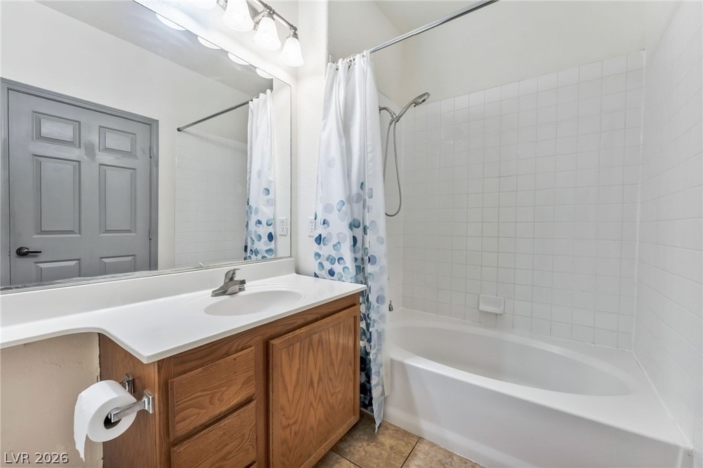 1405 S Nellis Boulevard - Photo 14