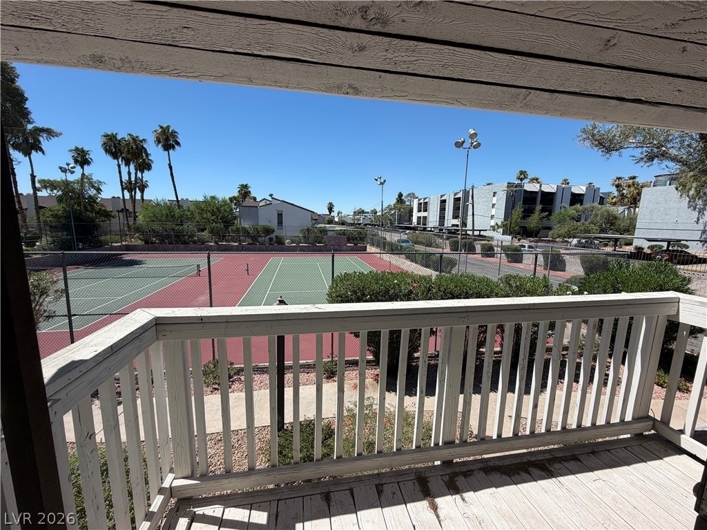 586 Willow Green Drive - Photo 14