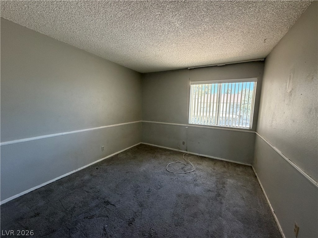 586 Willow Green Drive - Photo 5