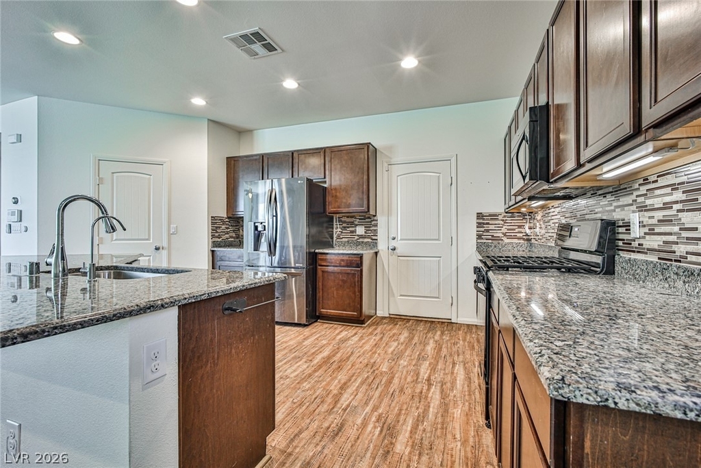 4409 Duck Harbor Avenue - Photo 11