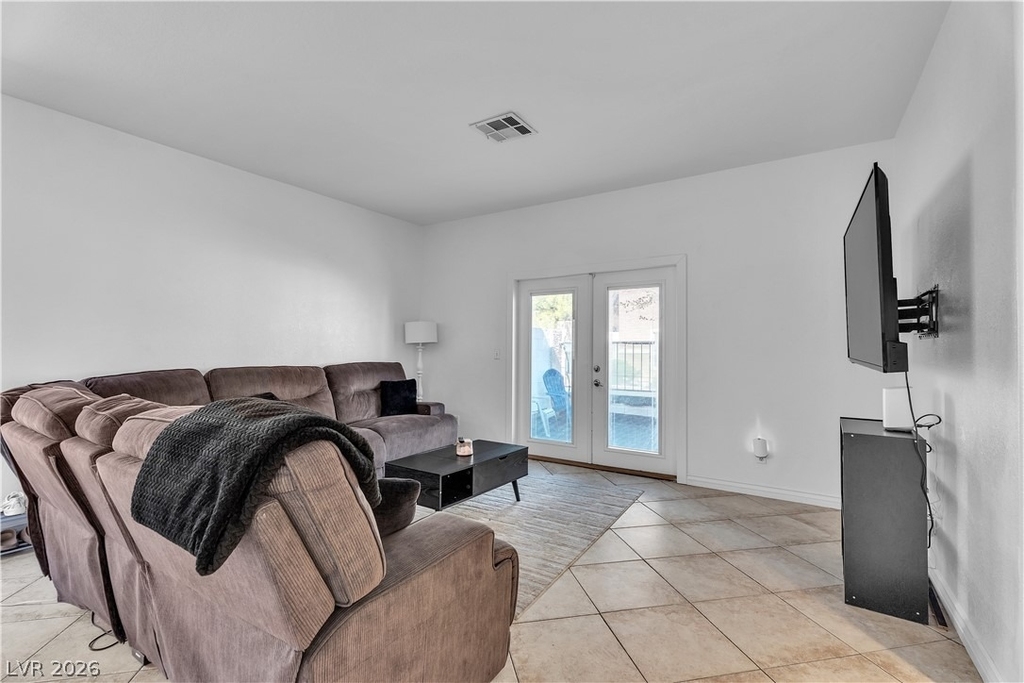 1409 Sycamore Spring Court - Photo 4