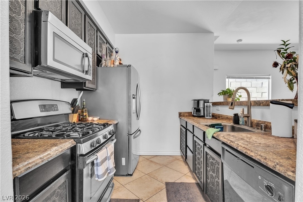 1409 Sycamore Spring Court - Photo 10