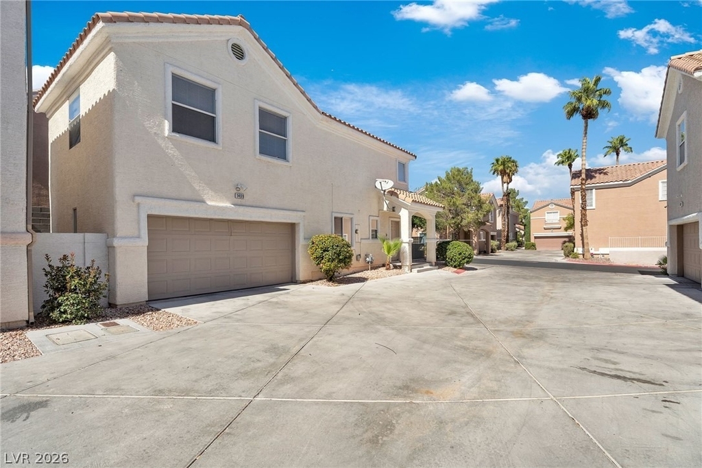 1409 Sycamore Spring Court - Photo 1
