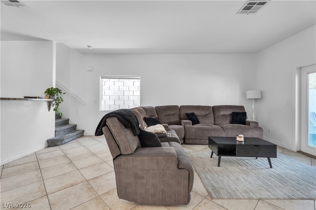 1409 Sycamore Spring Court - Photo 3
