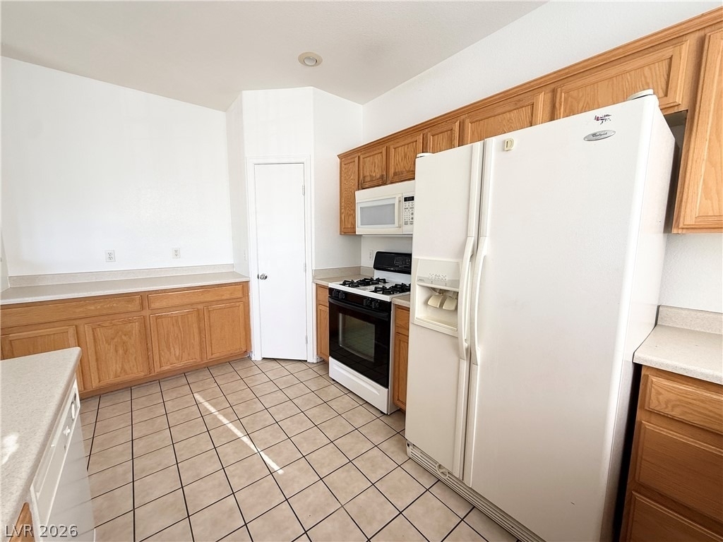 5975 Barbosa Drive - Photo 8