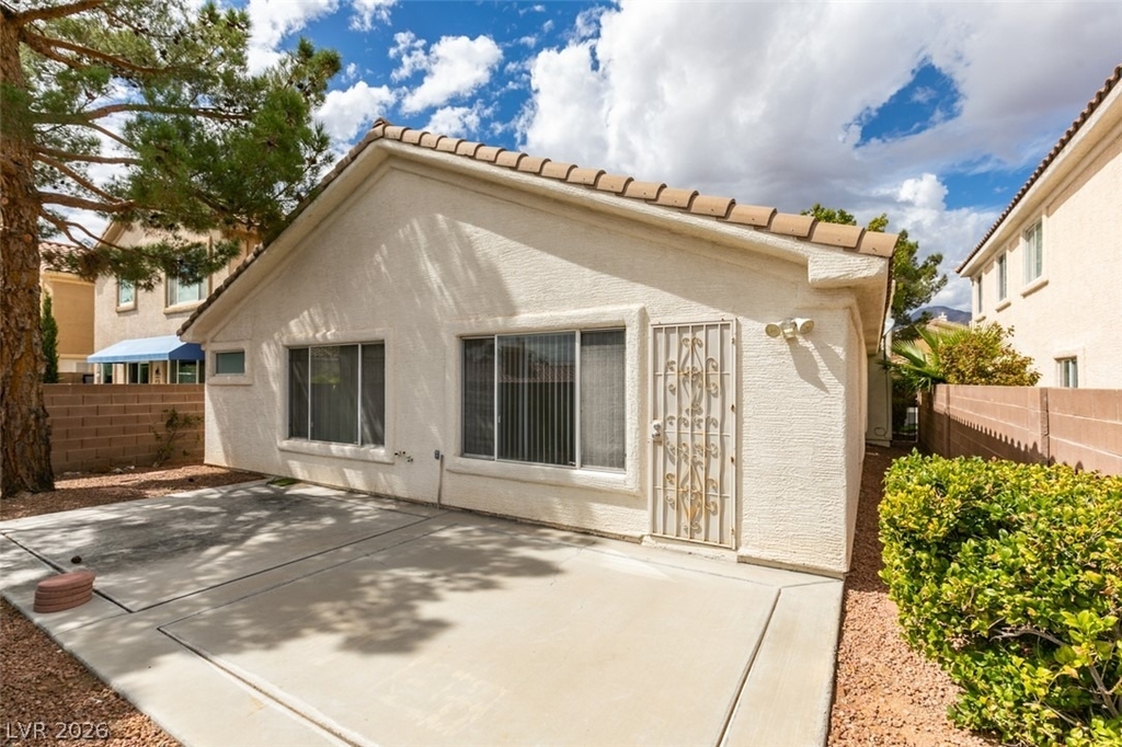 1920 Sondrio Drive - Photo 42