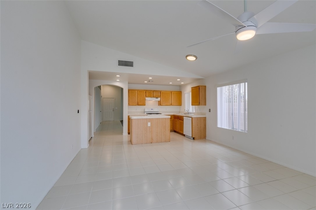 1920 Sondrio Drive - Photo 15
