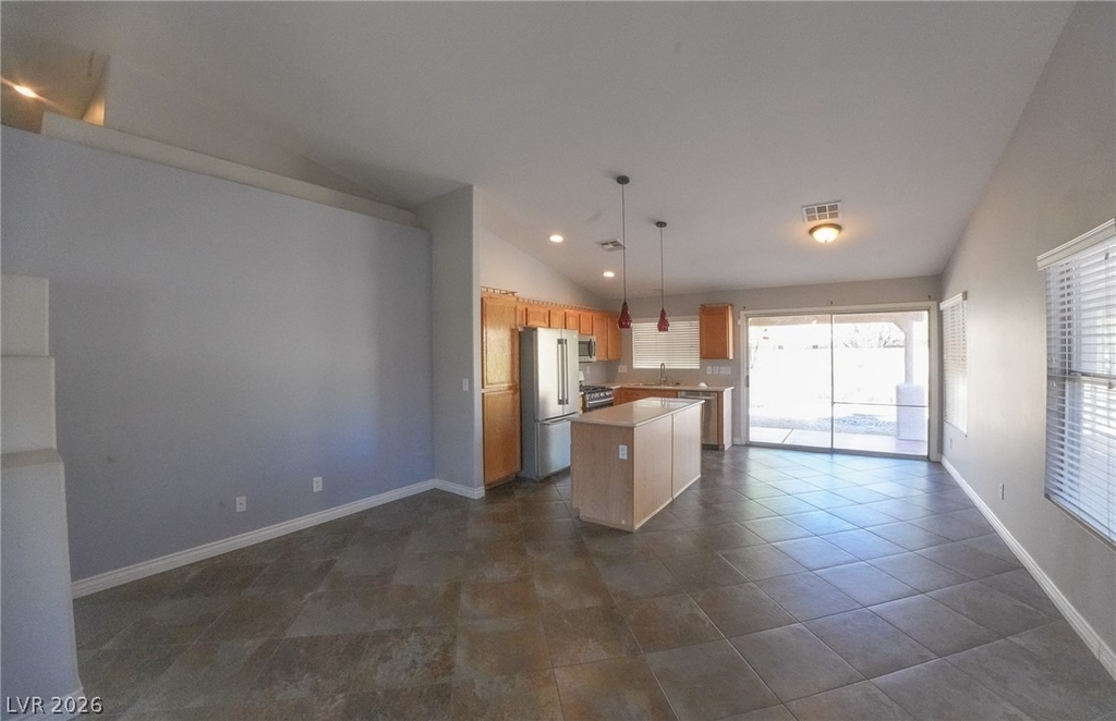 918 Cavaison Avenue - Photo 5