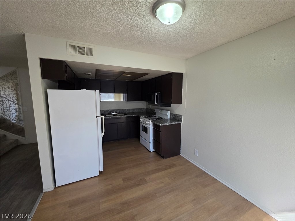 4363 Spencer Street - Photo 35