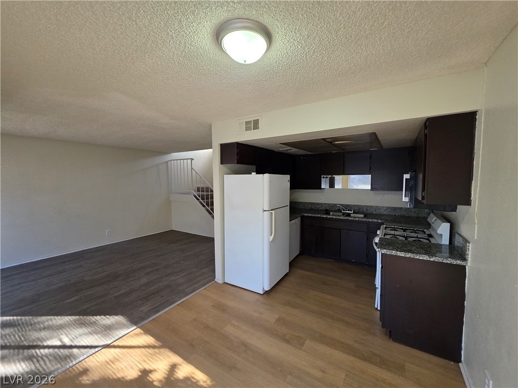 4363 Spencer Street - Photo 7