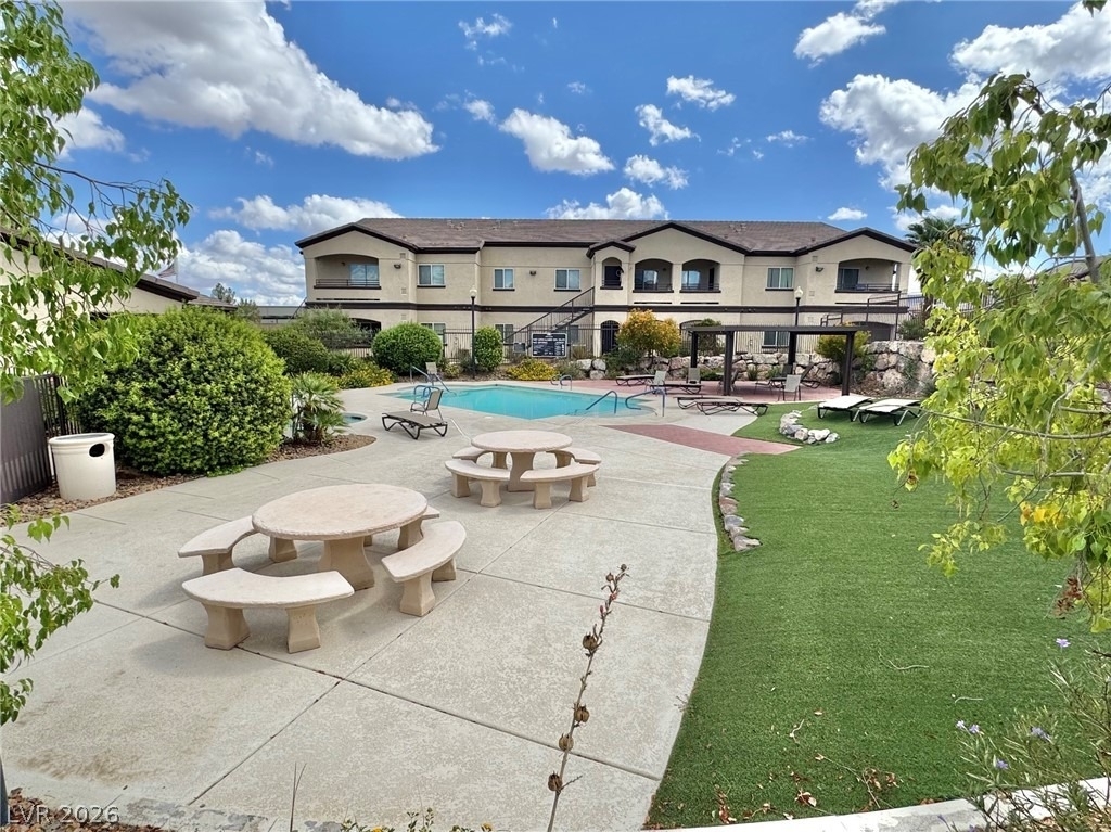 2291 W Horizon Ridge Parkway - Photo 17