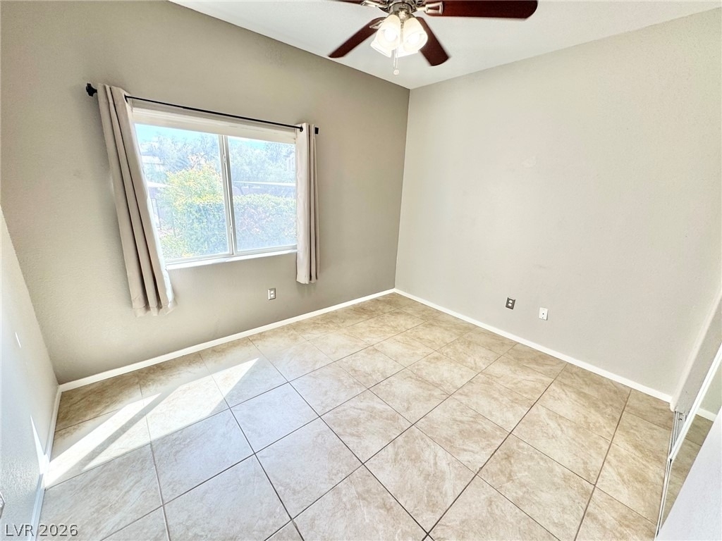 2291 W Horizon Ridge Parkway - Photo 13