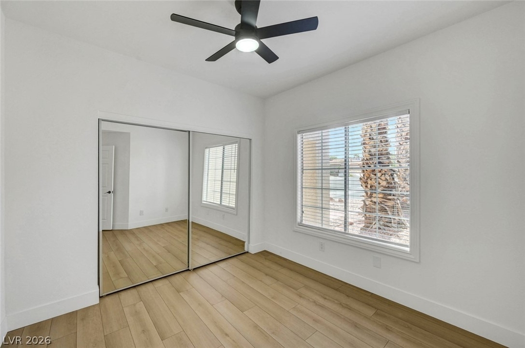 400 Breeze Way - Photo 26