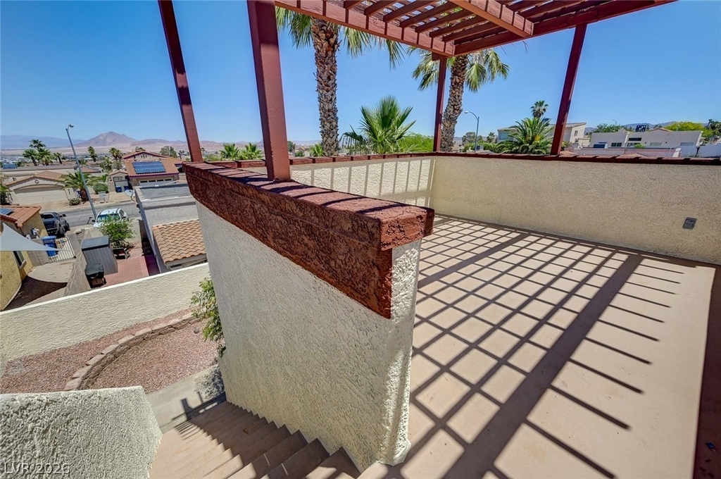 400 Breeze Way - Photo 39