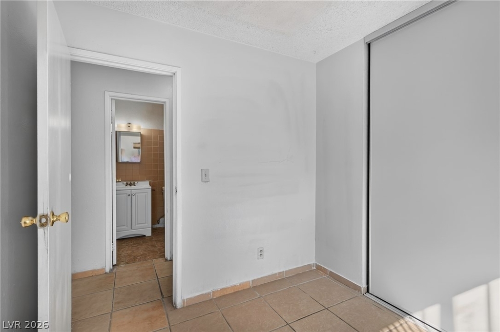 3421 Lillis Circle - Photo 7