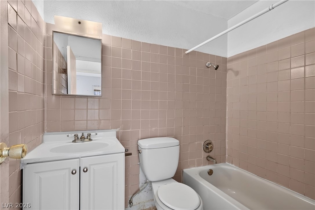 3421 Lillis Circle - Photo 8