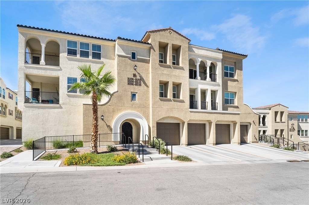 2555 Hampton Road - Photo 2