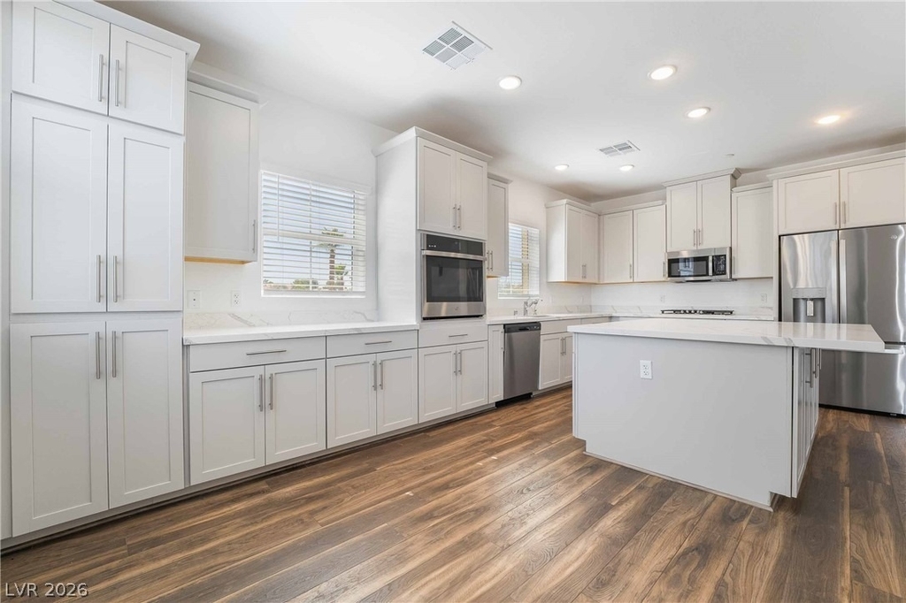 2555 Hampton Road - Photo 15