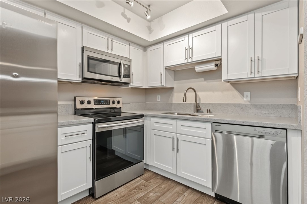 7904 Esterbrook Way - Photo 8