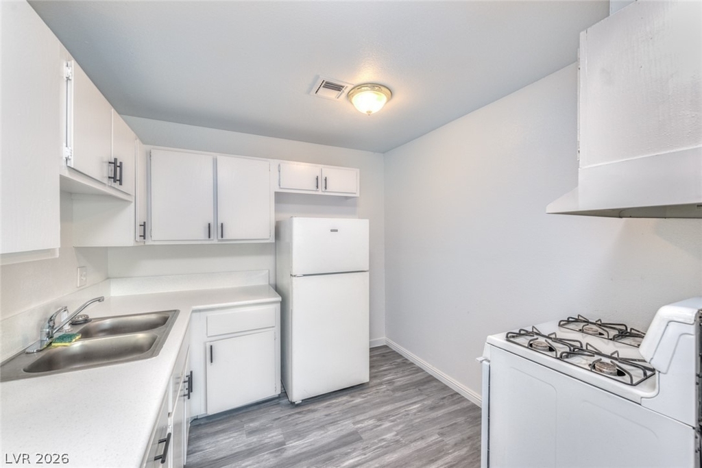 6992 Kepler Drive - Photo 3