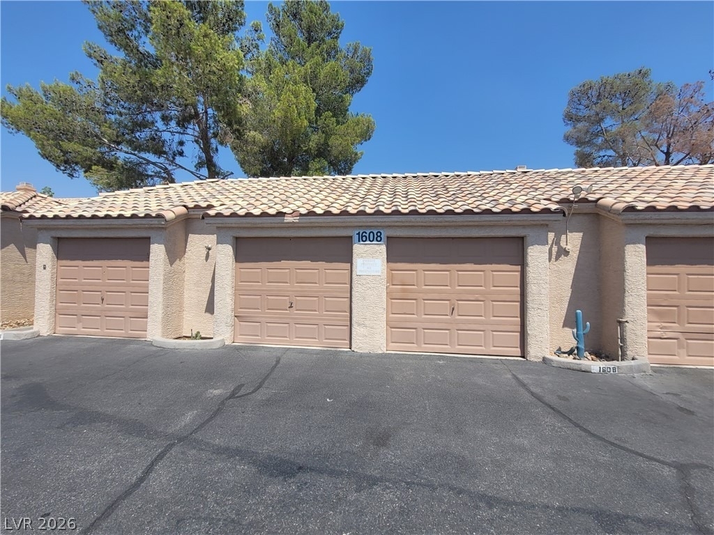 1608 N Torrey Pines Drive - Photo 3