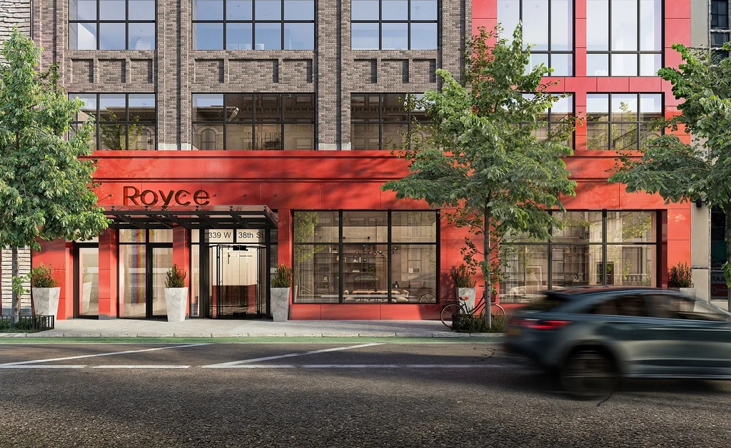 339 West 38th Street - Photo 6