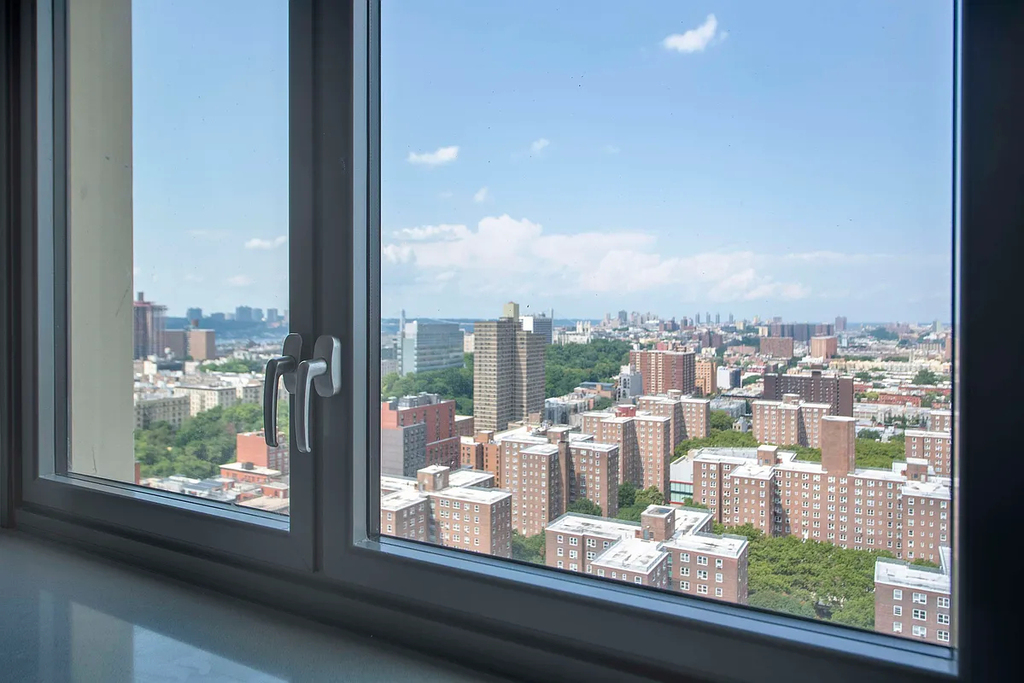 230 West 126th Street - Photo 4