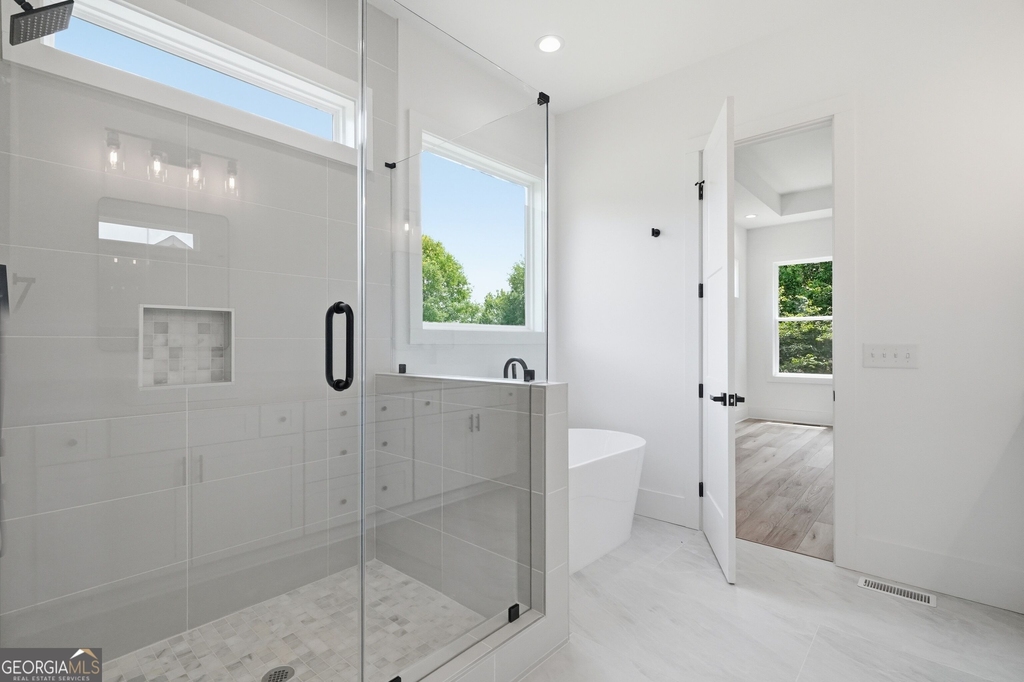 5676 Meadow View Drive - Photo 34