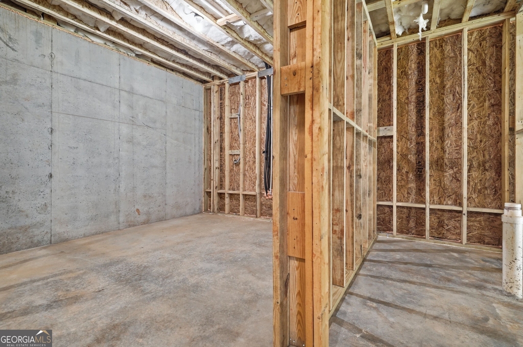 5676 Meadow View Drive - Photo 53